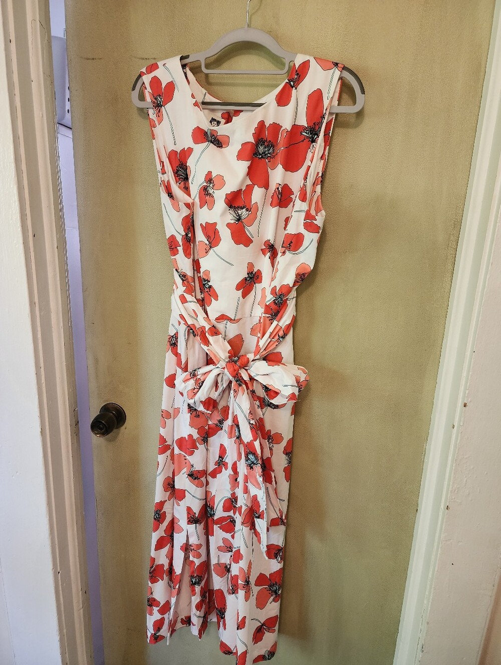 Anne Klein White Maxi Dress with Red Floral Print and Tie Waist